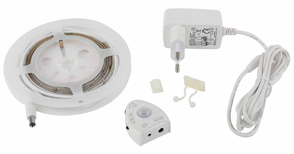 фото светодиодная лента эра 4,8w/m 30led/m 2835smd холодный белый 1,2m 2835move-4,8-30-12-6500-1,2m б0043071 | 220svet.ru