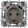 Миниатюра фото розетка эра серия 12 12-4108-16 2p+e 16a-250в со шторками с usb type-a+c 5в-3а титан б0067762 | 220svet.ru